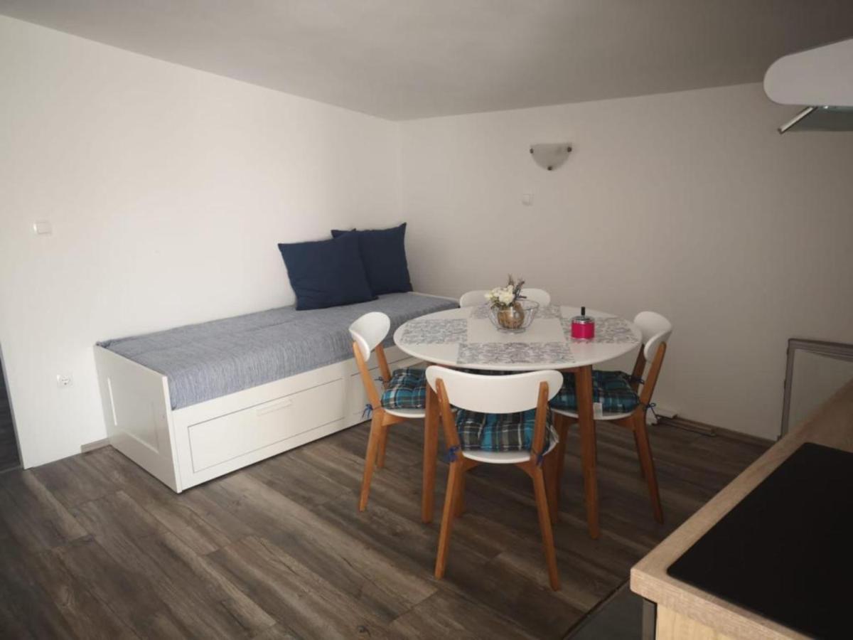 Apartments Tara Ražanac Eksteriør billede