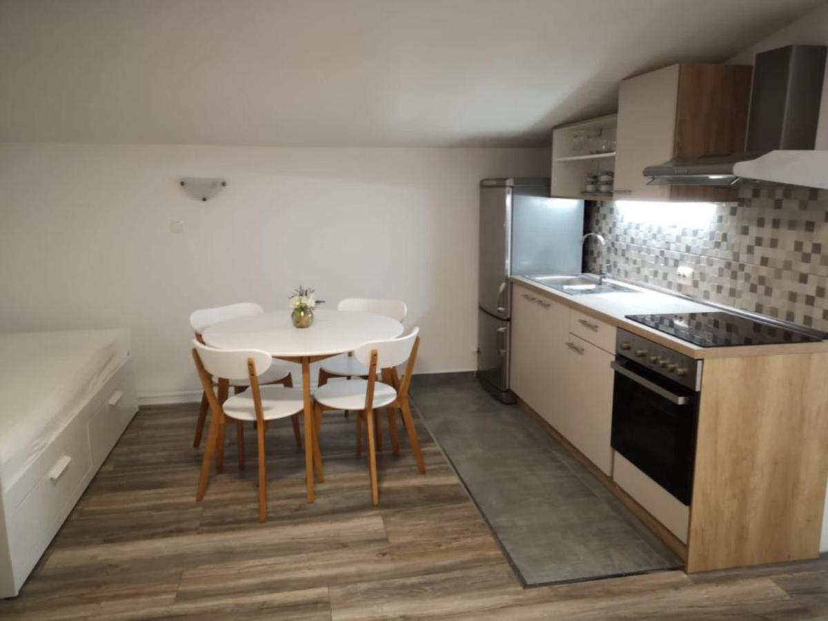 Apartments Tara Ražanac Eksteriør billede
