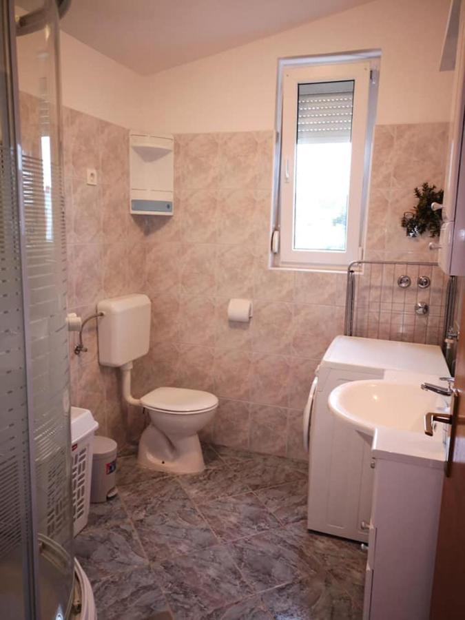 Apartments Tara Ražanac Eksteriør billede