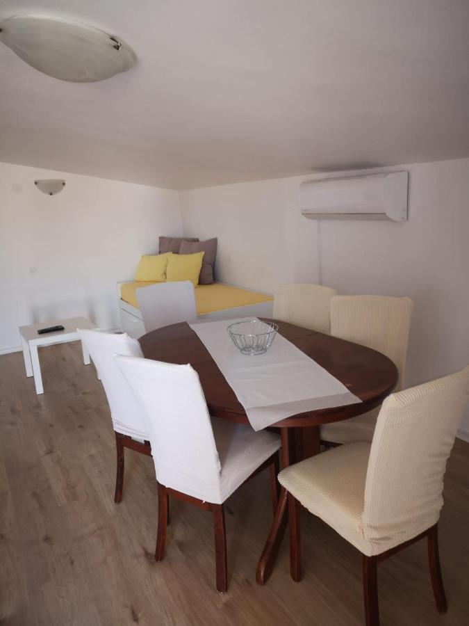 Apartments Tara Ražanac Eksteriør billede