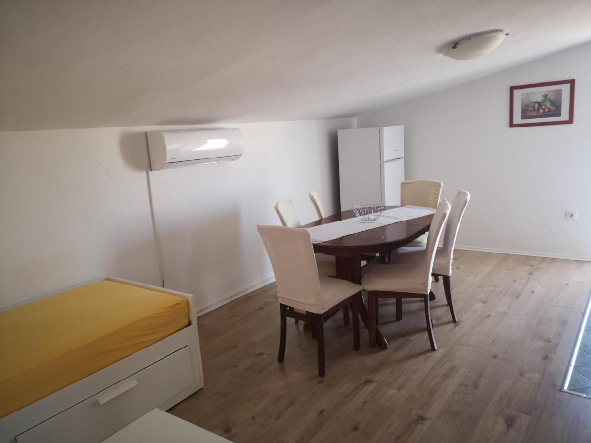 Apartments Tara Ražanac Eksteriør billede