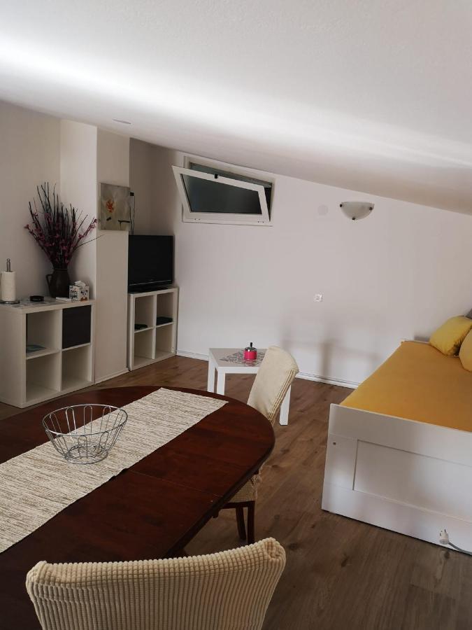 Apartments Tara Ražanac Eksteriør billede